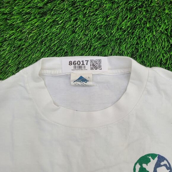 Vintage 90s Earth-Day Shirt Womens Large 21x25 White Better-World - Picture 10 of 16